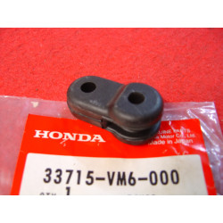 Silentbloc feu arrière Honda TRX200 TRX300 TRX400 - 33715-VM6-000