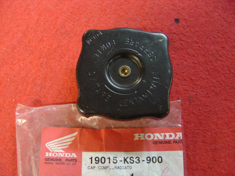 Bouchon de radiateur Honda MTX125R/R2 - Réf. 19015KS3900