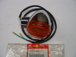 Clignotant AR droit de VT1100D2 96