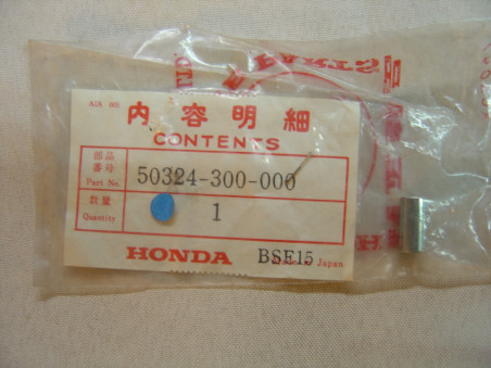 Entretoise silentblocs batterie Honda 750 Four CM125C | Réf. 50324300000