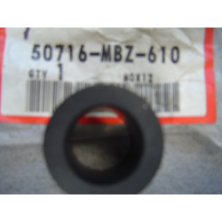Bague caoutchouc marche pied Honda – Réf. 50716MBZ610