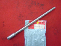 Axe de roue avant Honda ATC200-250 – Réf. 44301HB5000
