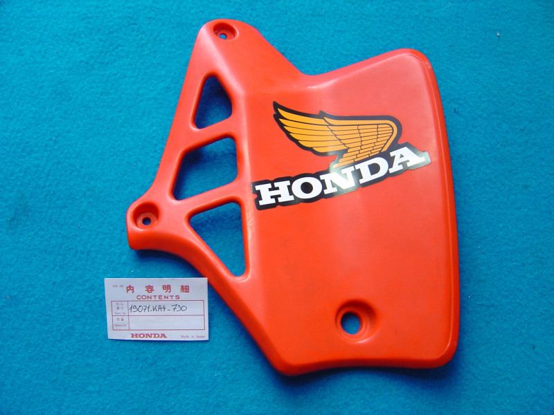 Écope droite radiateur Honda CR250R 84 - Réf. 19071KA4730