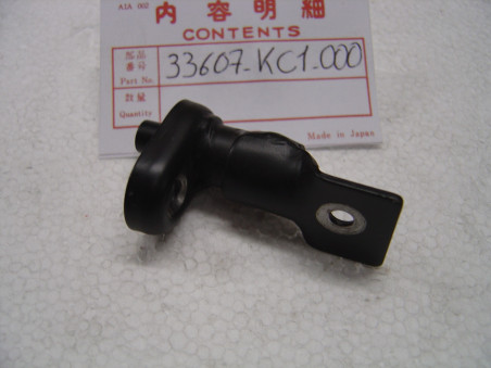 Support clignotant AR droit CB125TD Honda 33607-KC1-000