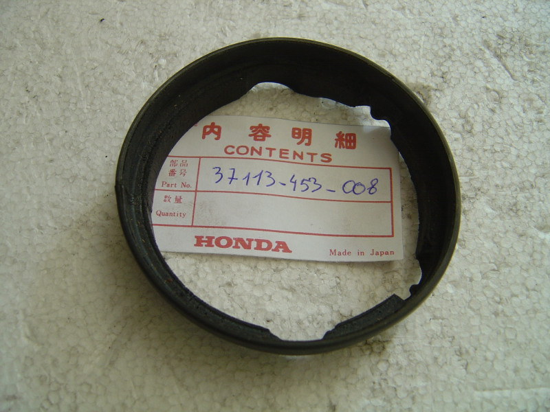 Caoutchouc coupelles compteur Honda CB125JX CB200 - 37113-453-008
