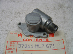 Prise de cable sur compteur de VFR750 86-87
