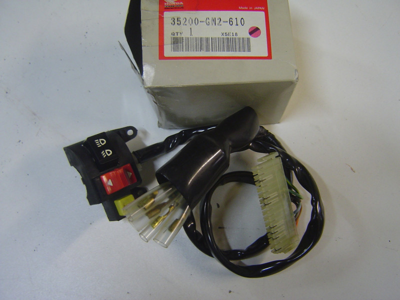 Commodo gauche Honda NE50 MG-TH-L – Réf. 35200GN2610