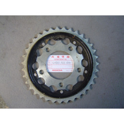 Couronne roue AR 35 dents de CBX1000Z neuve mais oxydée du au mauvais stockage