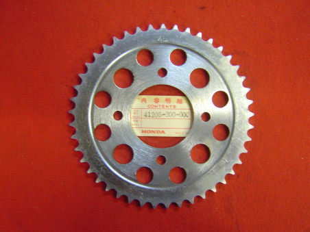 Couronne transmission 45 dents Honda CB750K0 - Réf. 41205300000