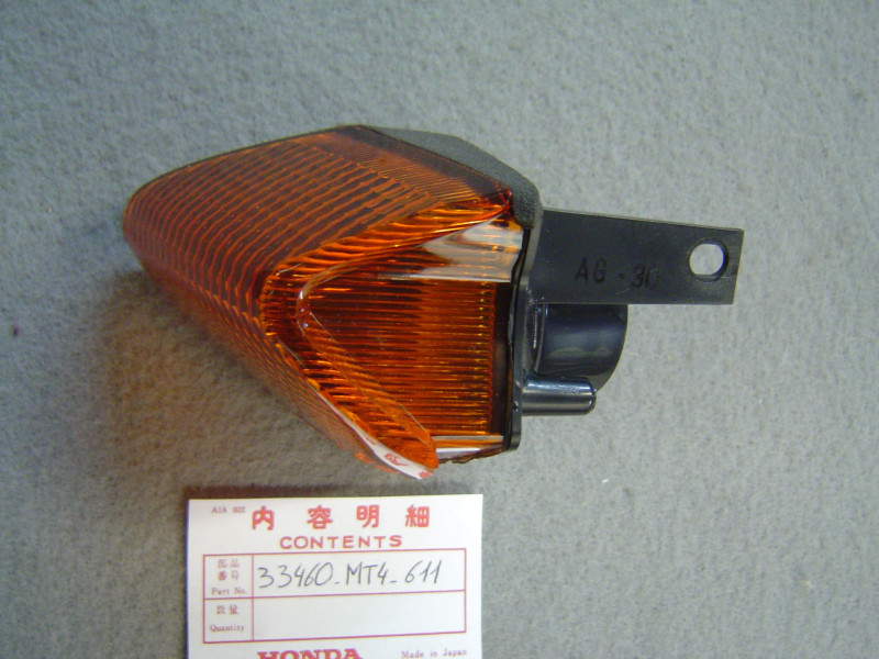 Clignotant avant gauche Honda VFR750 90-97 | Réf. 33460MT4611