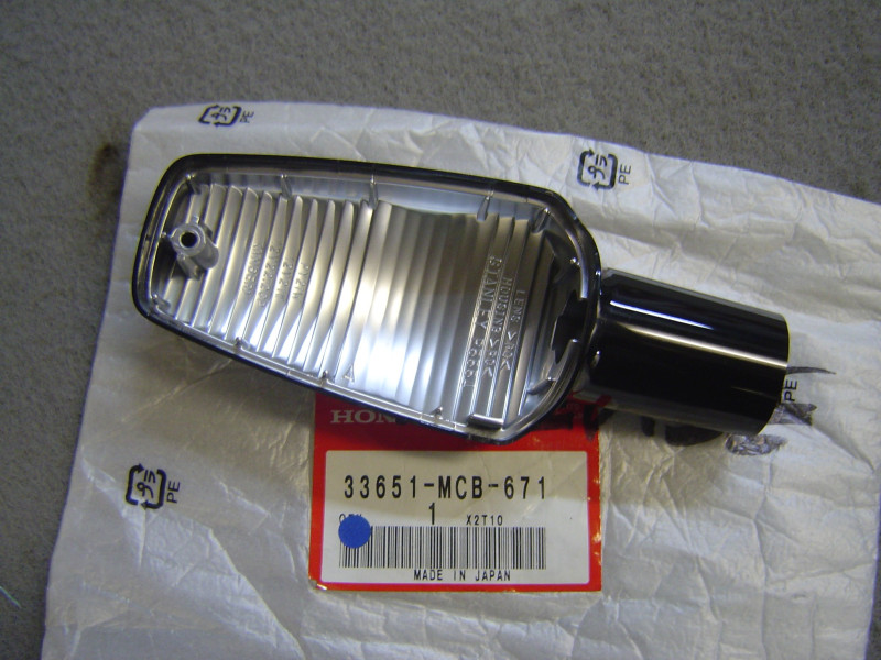 Corps clignotant AR gauche Honda XL650V 05-07 | Réf. 33651MCB671