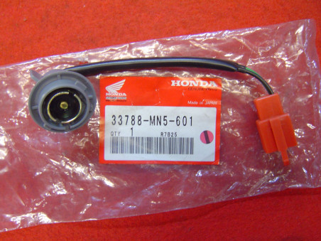 Douille Porte-Ampoule Feu Stop Top Case Honda GL1500 33788MN5601