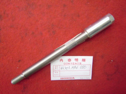 Axe de roue AVant de CBX400F F2 VF400F plus livrable réseau Honda