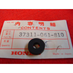 Rondelle caoutchouc (B) platine compteurs Honda – Réf. 37311061810