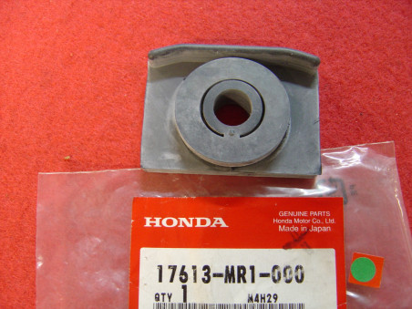 Tampon AR réservoir Honda VT600C 88/90 – Réf. 17613MR1000