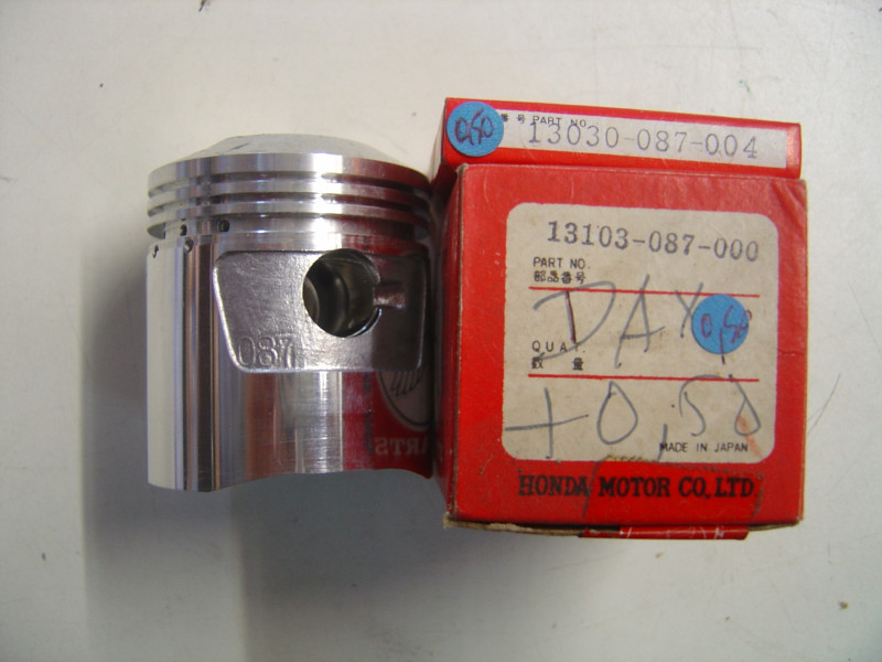 Piston Cote 050 Honda avec Segments - Réf. 13103087000K