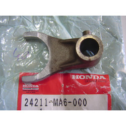 Fourchette boîte milieu Honda CBX400 CBX550 - Réf. 24211MA6000