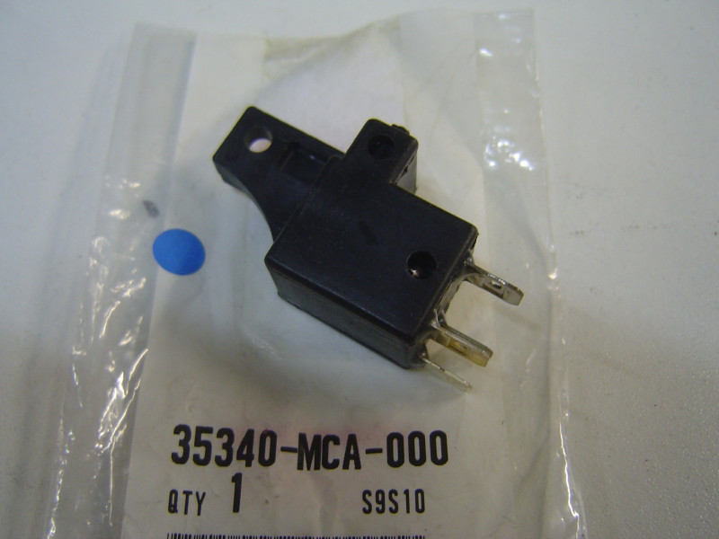 Contacteur Stop Frein AV Honda GL1800 - Réf. 35340MCA000