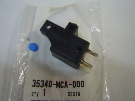 Contacteur Stop Frein AV Honda GL1800 - Réf. 35340MCA000