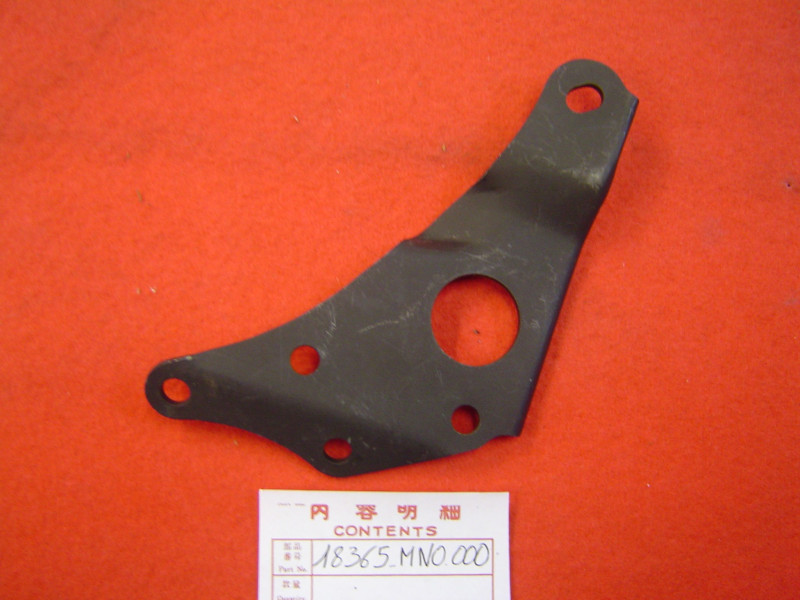 Support échappement droit Honda VF750CH/CJ – Réf. 18365MN0000