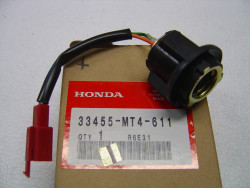 Porte ampoule clignotant AV gauche de VFR750F 90/97 33455MT4611 33455-MT4-611