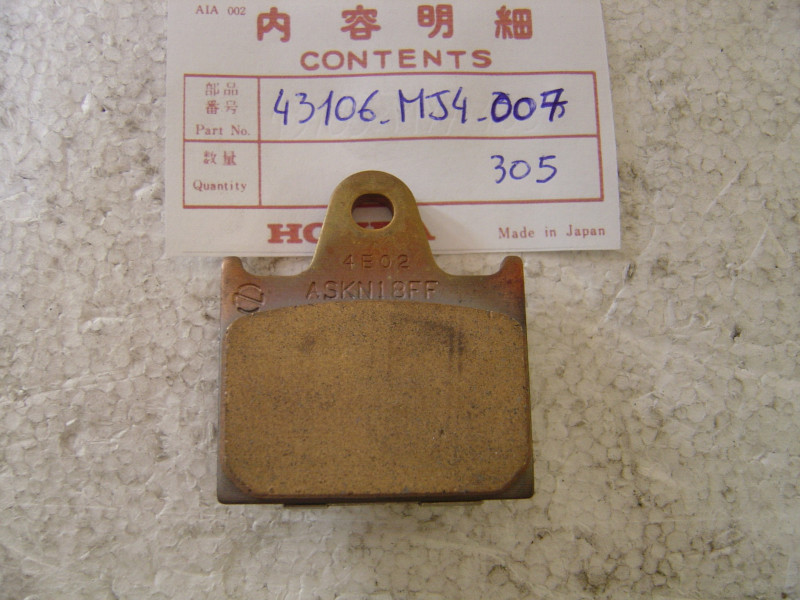 Plaquette Frein B AR Honda VF1000R - Réf. 43106-MJ4-007