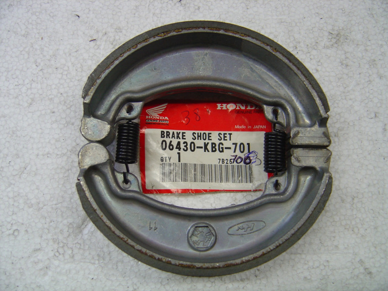 Mâchoires Frein AR Honda 130x30mm - Réf. 06430KBG701