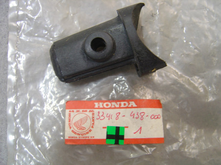 Caoutchouc clignotant avant droit Honda 900BO FA | Réf. 33418438000