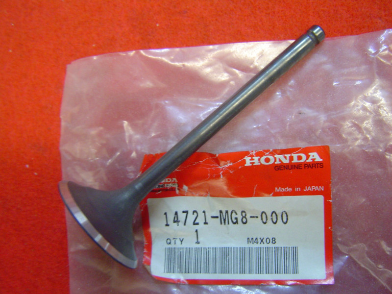 Soupape Échappement Honda VT1100C 14721MG8000