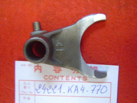 Fourchette boite de vitesse gauche Honda 24221KA4770