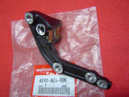 Support Étrier Frein Avant Gauche Honda 45110MZ6006