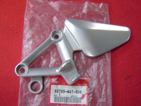 Platine Repose-Pied Avant Gauche Honda CBR1100XX 97-00