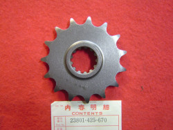 Pignon sortie boite 15 dents HONDA CB750KZ LZ FZ 23801-425-670