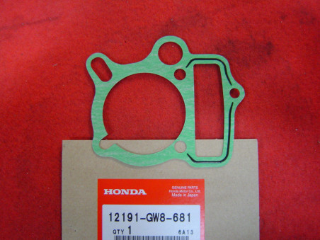 Joint d'embase de C50 93-94 C70 93-94 C90 94-97 ATC70 HONDA 12191-GW8-681
