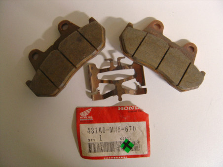 Plaquettes frein avant Honda GL1500 88-90 – Réf. 431A0MN5670