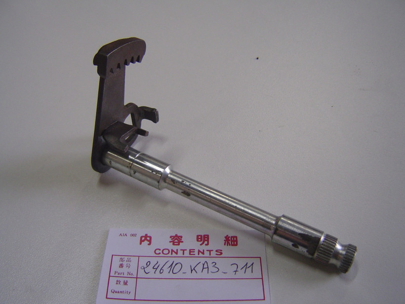 Axe de sélecteur Honda CR125 83 - Réf. 24610KA3711