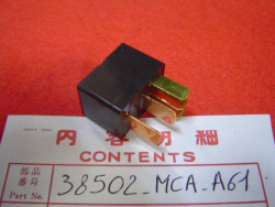 relais d'énergie de GL1800 07-13 marqué MICRO ISO 5P