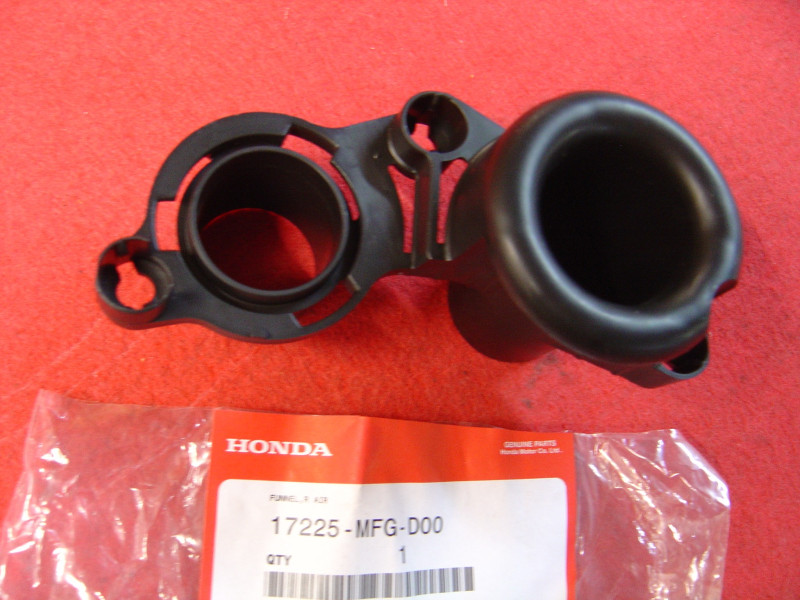 Entonnoir filtre à air Honda CB600F 07/10 - Réf. 17225MFGD00