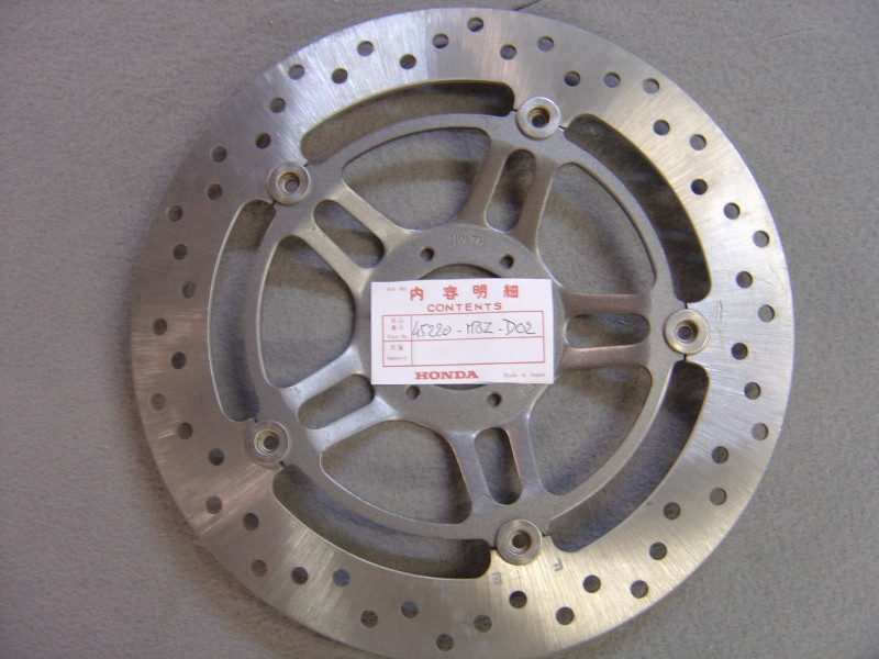 Disque Frein Avant G Honda CB600F 2000 - Réf. 45220-MBZ-D02