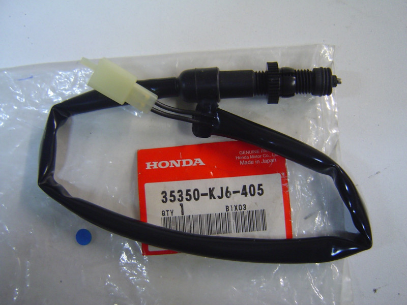 Contacteur Stop Frein Arrière Honda GL1500 – Réf. 35350KJ6405