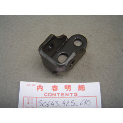 Chape Repose-Pied Avant Gauche Honda CB750 KZ KA KB | 50643425610