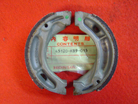 Jeu Mâchoires de Frein Honda AV/AR – Réf. 45120KB9015