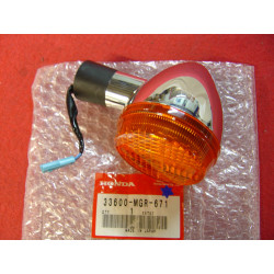 Clignotant AR droit Honda VT750S 10/11 - Réf. 33600MGR671