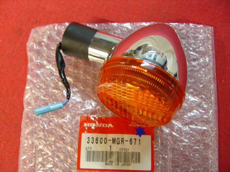Clignotant AR droit Honda VT750S 10/11 - Réf. 33600MGR671