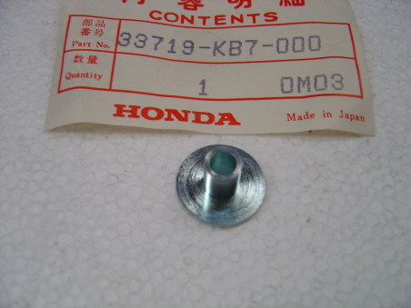 Rondelle épaulée feu arrière Honda CT70 ST70N - 33719-KB7-000