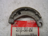 Mâchoire de frein AR Honda CR80R 88-90 - Réf. 43120GW6306