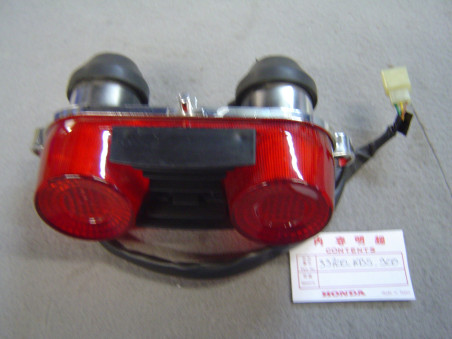 Feu arrière Honda NSR125 93-01 – Réf. 33700KBS900