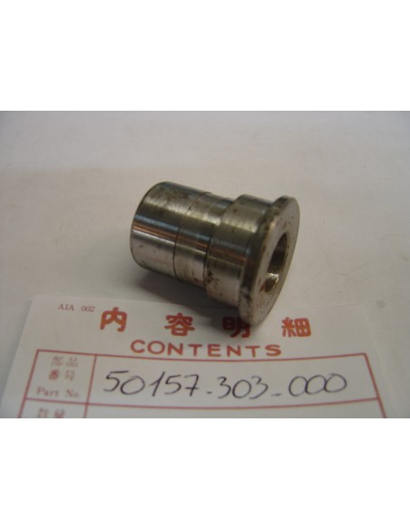 Entretoise dans cadre pour bras oscillant CB125K3/K5/JX HONDA 50157-303-000