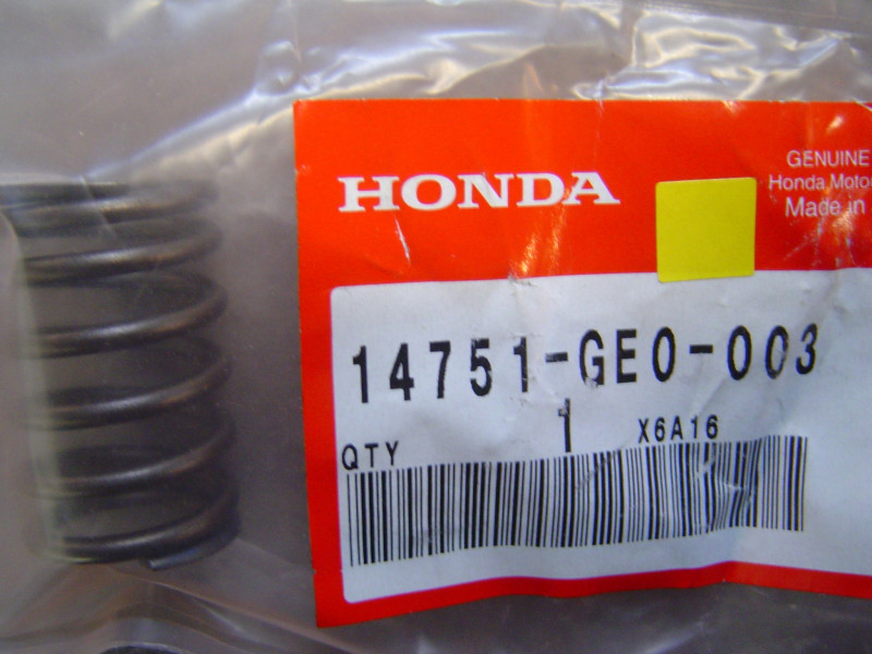 Ressort extérieur de soupape Honda CRF70 Z50J CT70 - 14751GE0003