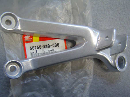 Platine Repose-Pied Arrière Droit Honda CBR900RR 92/99